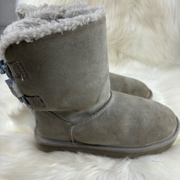 UGG BOW WINTER BOOTS SIZE 5 WOMAN - Picture 4 of 10